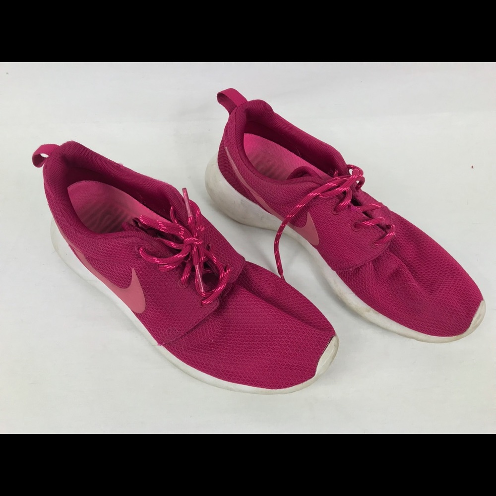 Nike Roshe Run Dark Fire Berry Sneakers Sz 10